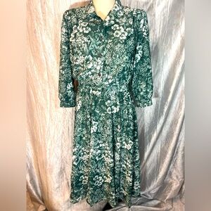 1970’s California Looks beautiful Vintage green floral dress